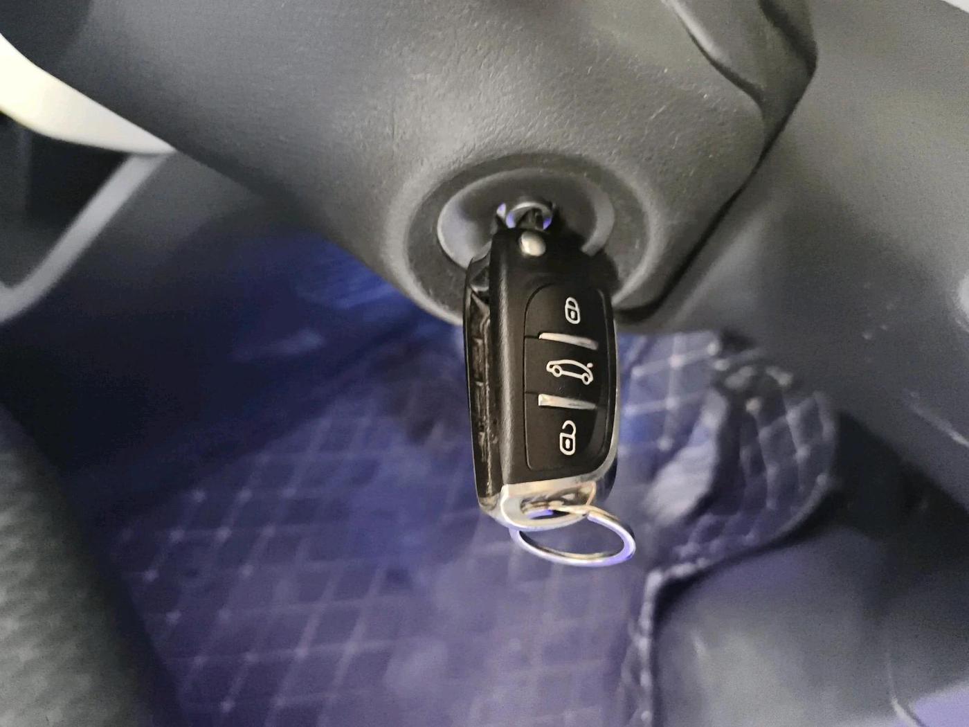 2021 Nissan MAGNITE XE, Petrol, Manual, 27,024 km, interior