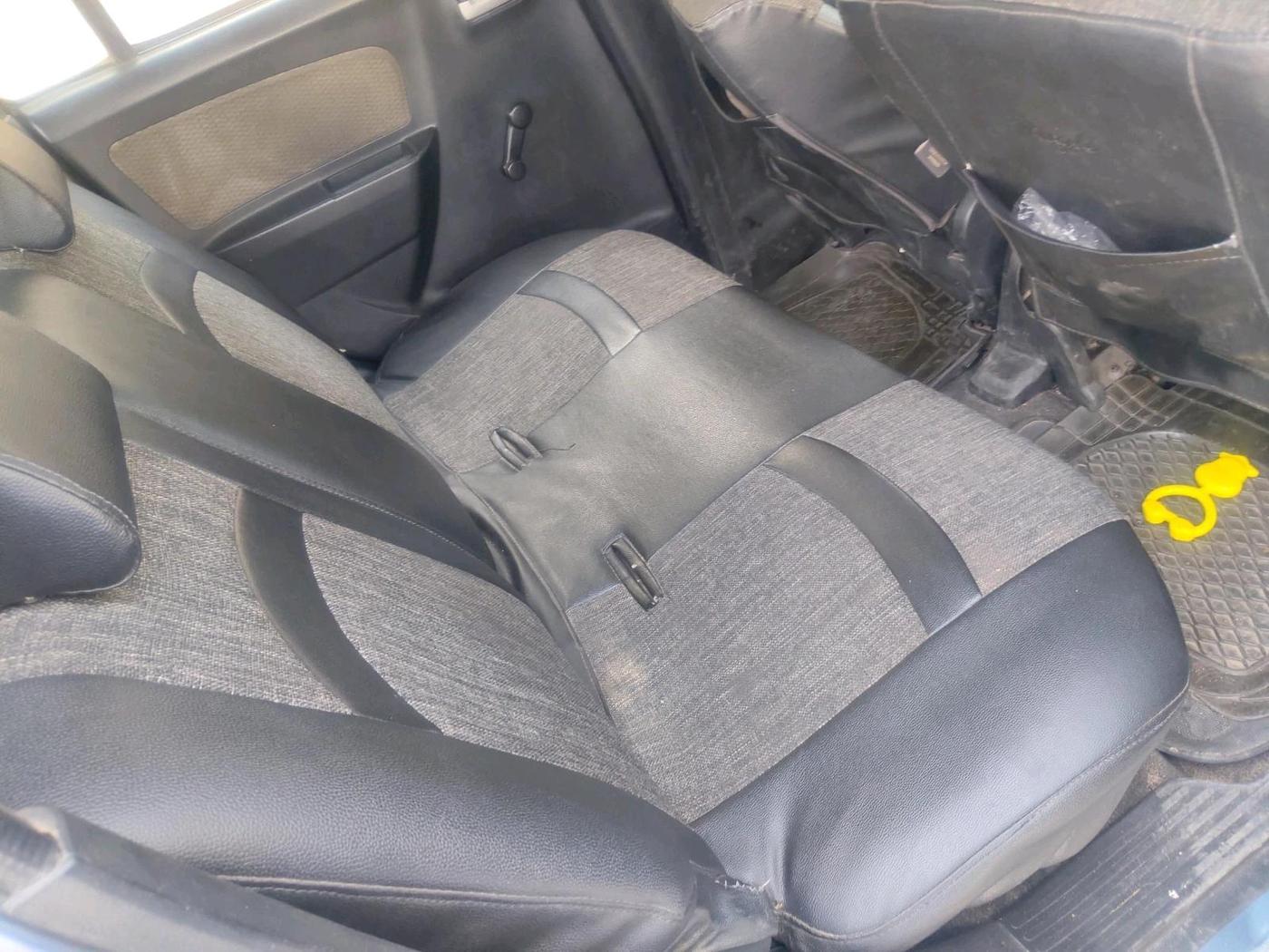2013 Maruti Wagon R 1.0 LXI, Petrol, Manual, 85,395 km, interior