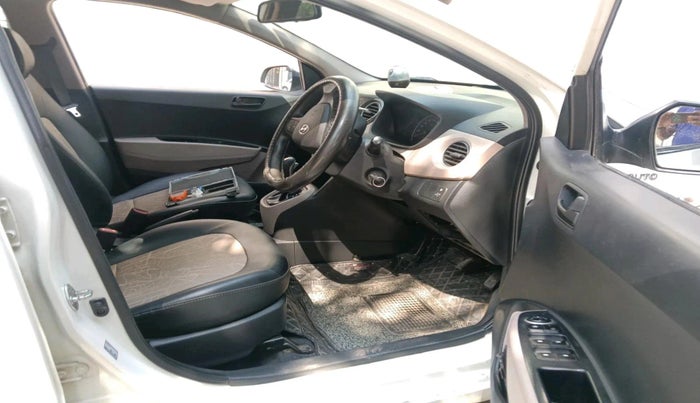 2018 Hyundai Grand i10 MAGNA AT 1.2 KAPPA VTVT, Petrol, Automatic, 48,122 km, interior