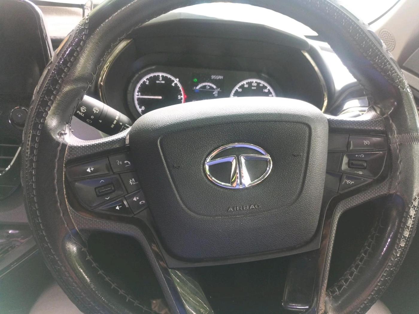 2022 Tata Harrier XT PLUS 2.0L KRYOTEC, Diesel, Manual, 1,01,339 km, interior