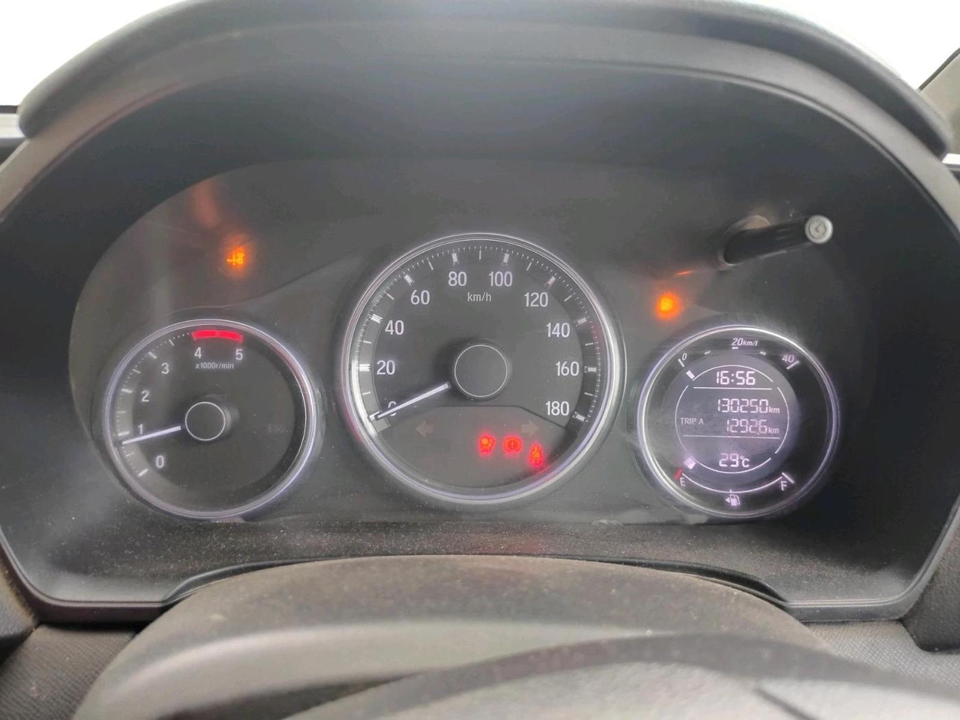 2019 Honda BR-V 1.5L I- DTEC V, Diesel, Manual, 1,30,250 km, interior