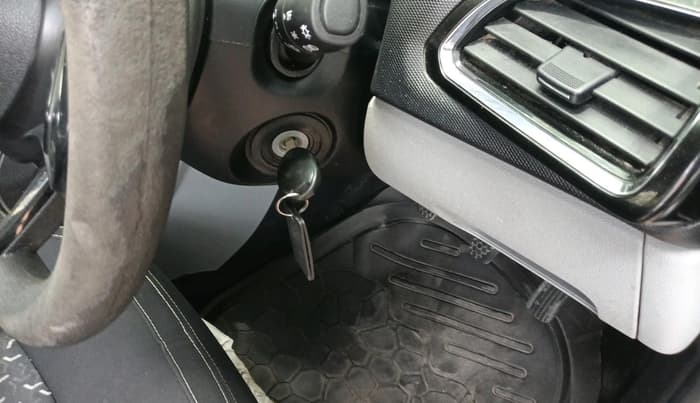 2021 Tata Tiago XZ PETROL, Petrol, Manual, 92,942 km, interior