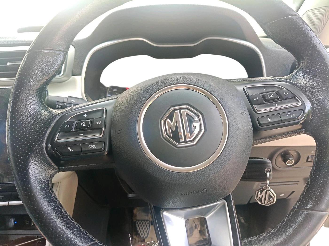 2023 MG ASTOR SUPER 1.5 MT, Petrol, Manual, 38,747 km, interior