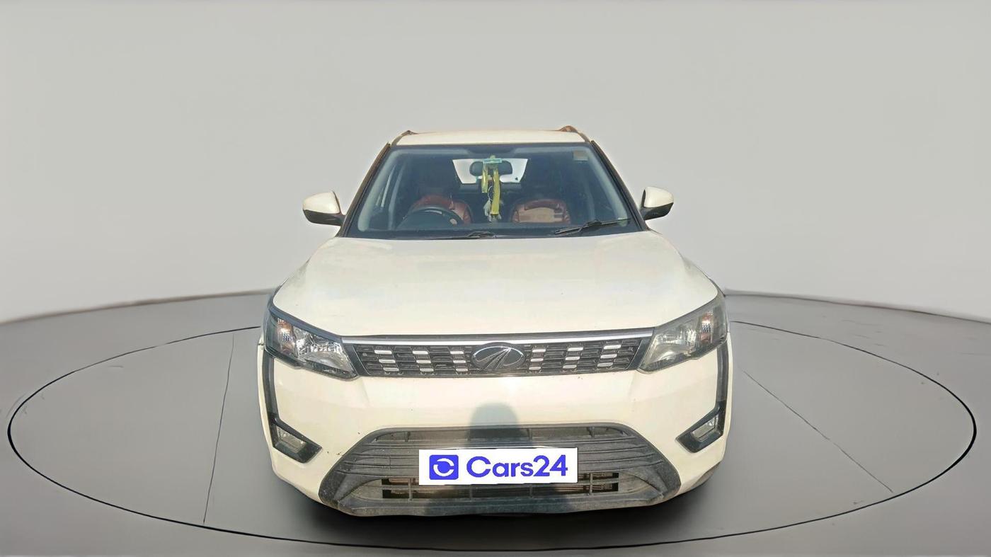 2019 Mahindra XUV300 W6 1.2 PETROL, Petrol, Manual, 62,164 km, exterior