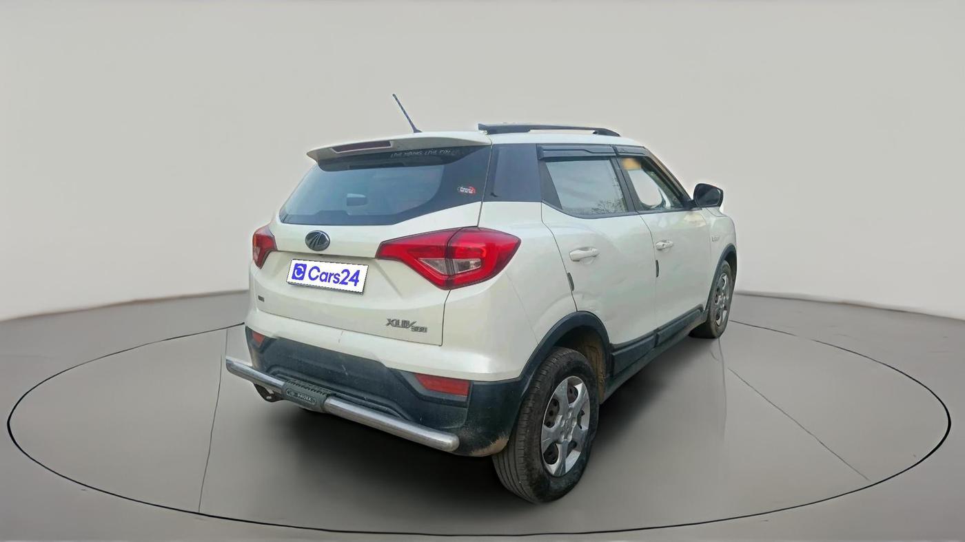 2019 Mahindra XUV300 W6 1.2 PETROL, Petrol, Manual, 62,164 km, exterior