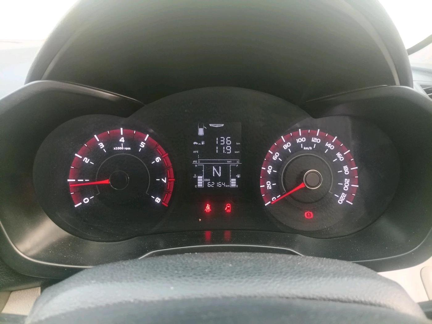 2019 Mahindra XUV300 W6 1.2 PETROL, Petrol, Manual, 62,164 km, interior