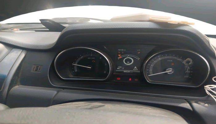 2017 Tata Hexa XT 4X2 7 STR, Diesel, Manual, 84,524 km, interior