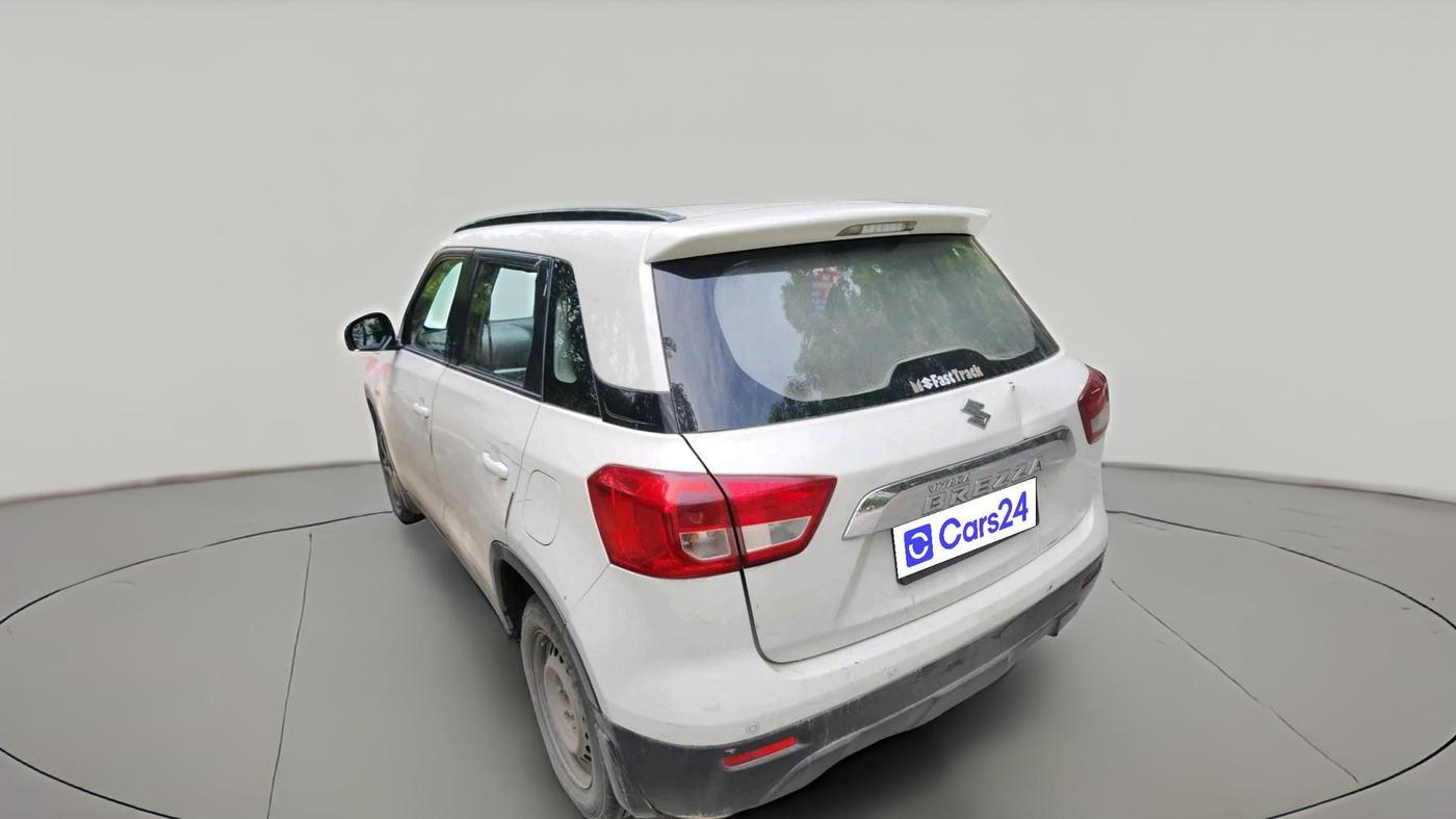 2018 Maruti Vitara Brezza VDI, Diesel, Manual, 1,45,495 km, exterior