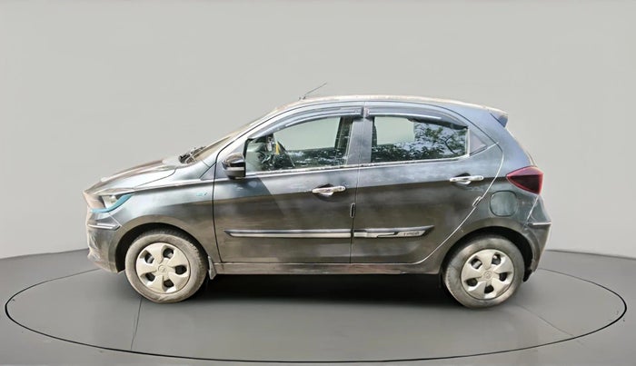 2023 Tata TIAGO EV XT LONG RANGE, Electric, Automatic, 69,798 km, exterior