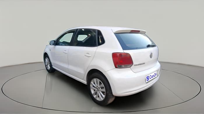 2013 Volkswagen Polo HIGHLINE1.2L, CNG, Manual, 1,76,643 km, exterior