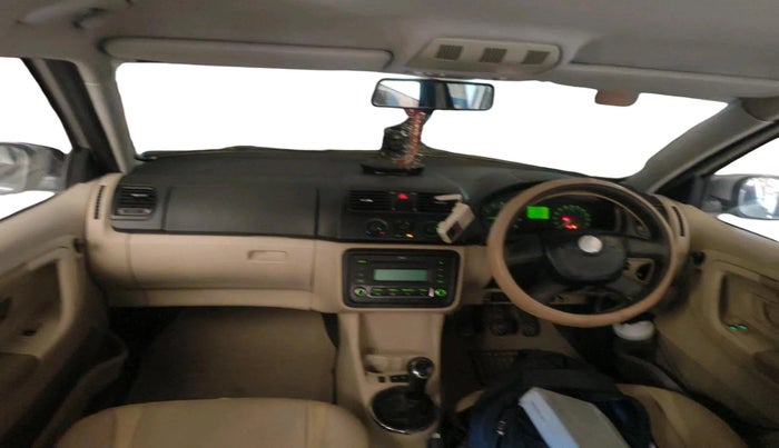 2011 Skoda Fabia AMBITION 1.2 MPI, Petrol, Manual, 1,08,503 km, interior