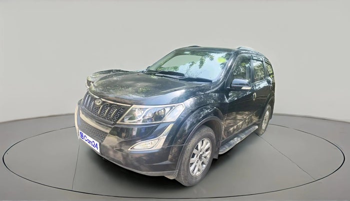 2017 Mahindra XUV500 W8, Diesel, Manual, 99,232 km, exterior