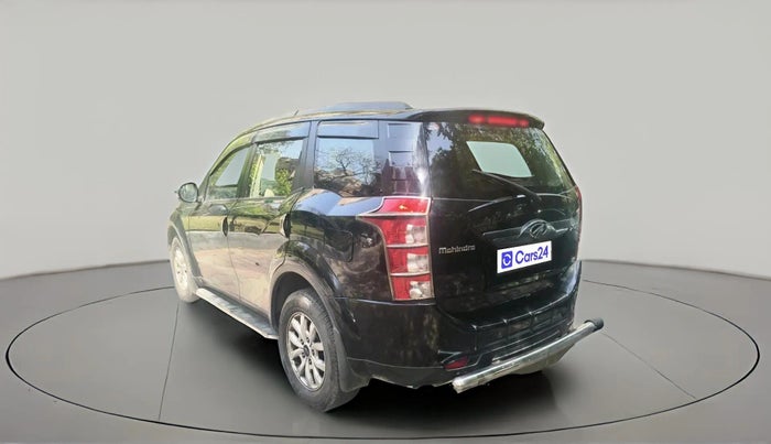 2017 Mahindra XUV500 W8, Diesel, Manual, 99,232 km, exterior