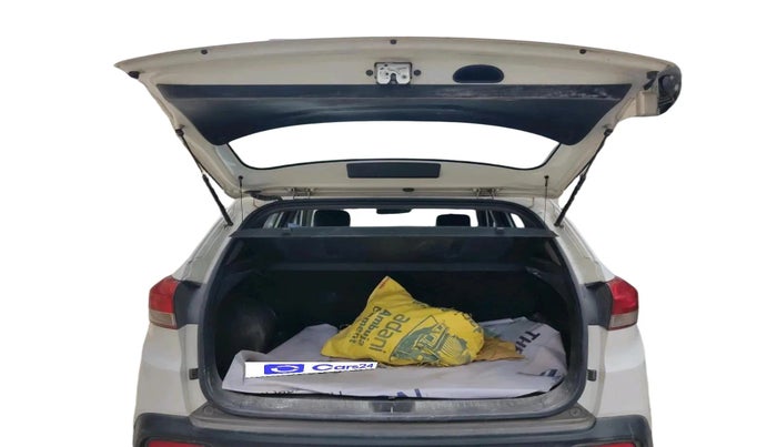 2018 Hyundai Creta E PLUS 1.4 DIESEL, Diesel, Manual, 2,13,358 km, exterior