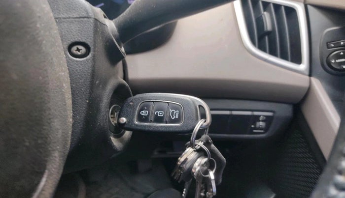 2018 Hyundai Creta E PLUS 1.4 DIESEL, Diesel, Manual, 2,13,358 km, interior