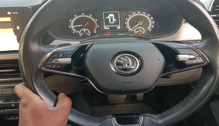 2022 Skoda KUSHAQ AMBITION 1.0L TSI AT, Petrol, Automatic, 25,096 km, interior