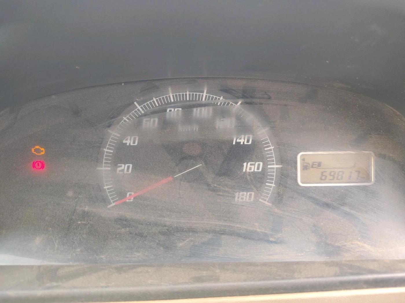 2012 Maruti Zen Estilo LXI, Petrol, Manual, 69,817 km, interior