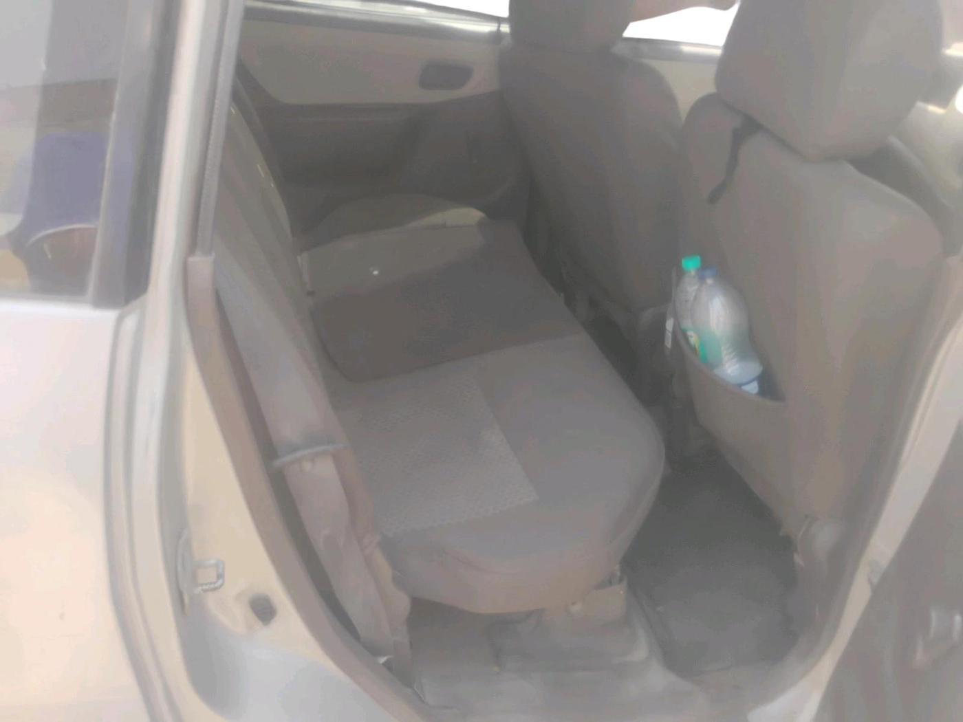 2012 Maruti Zen Estilo LXI, Petrol, Manual, 69,817 km, interior