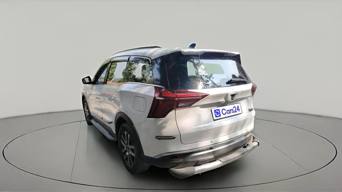 2024 Mahindra XUV700 AX 7 P MT 7 STR, Petrol, Manual, 18,775 km, exterior