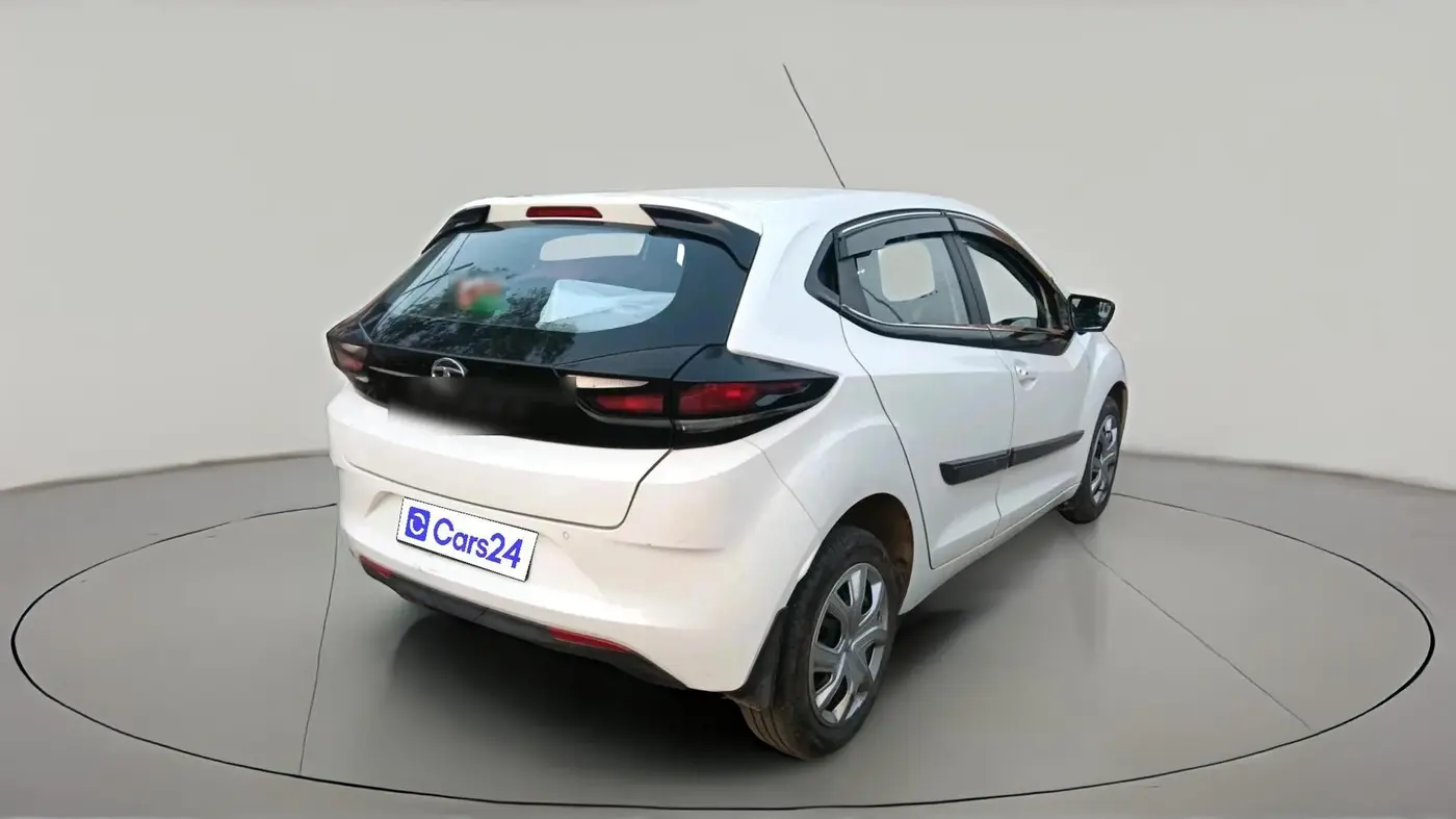 2022 Tata ALTROZ XTA, Petrol, Automatic, 28,005 km, exterior