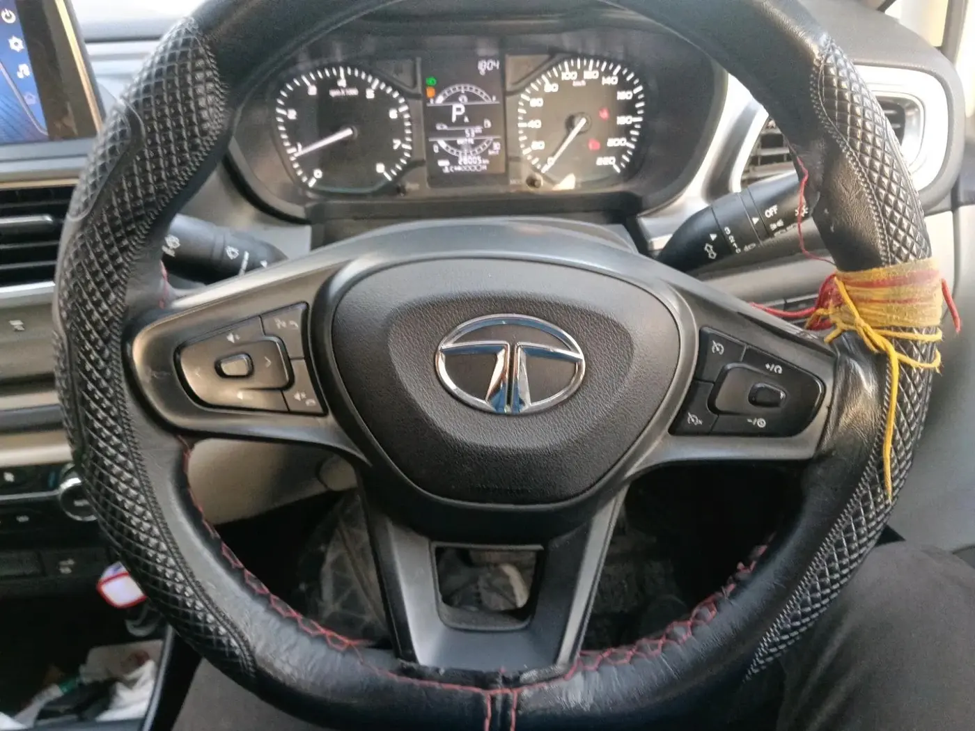 2022 Tata ALTROZ XTA, Petrol, Automatic, 28,005 km, interior