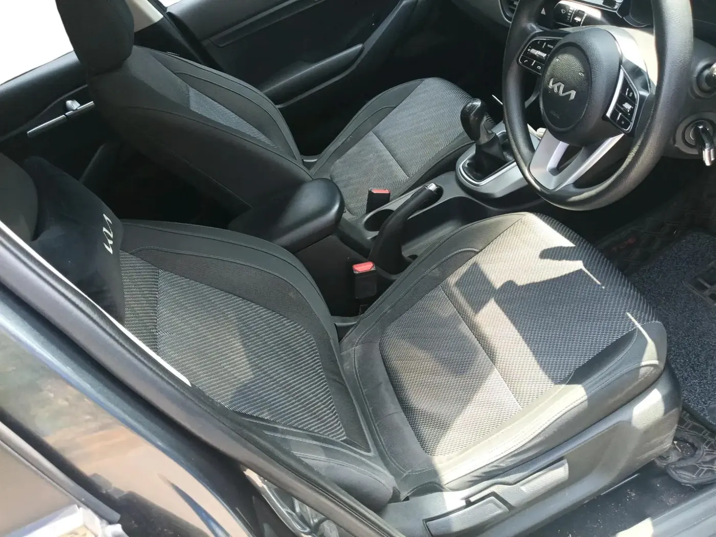 2022 KIA SELTOS HTK 1.5 PETROL, Petrol, Manual, 67,126 km, interior