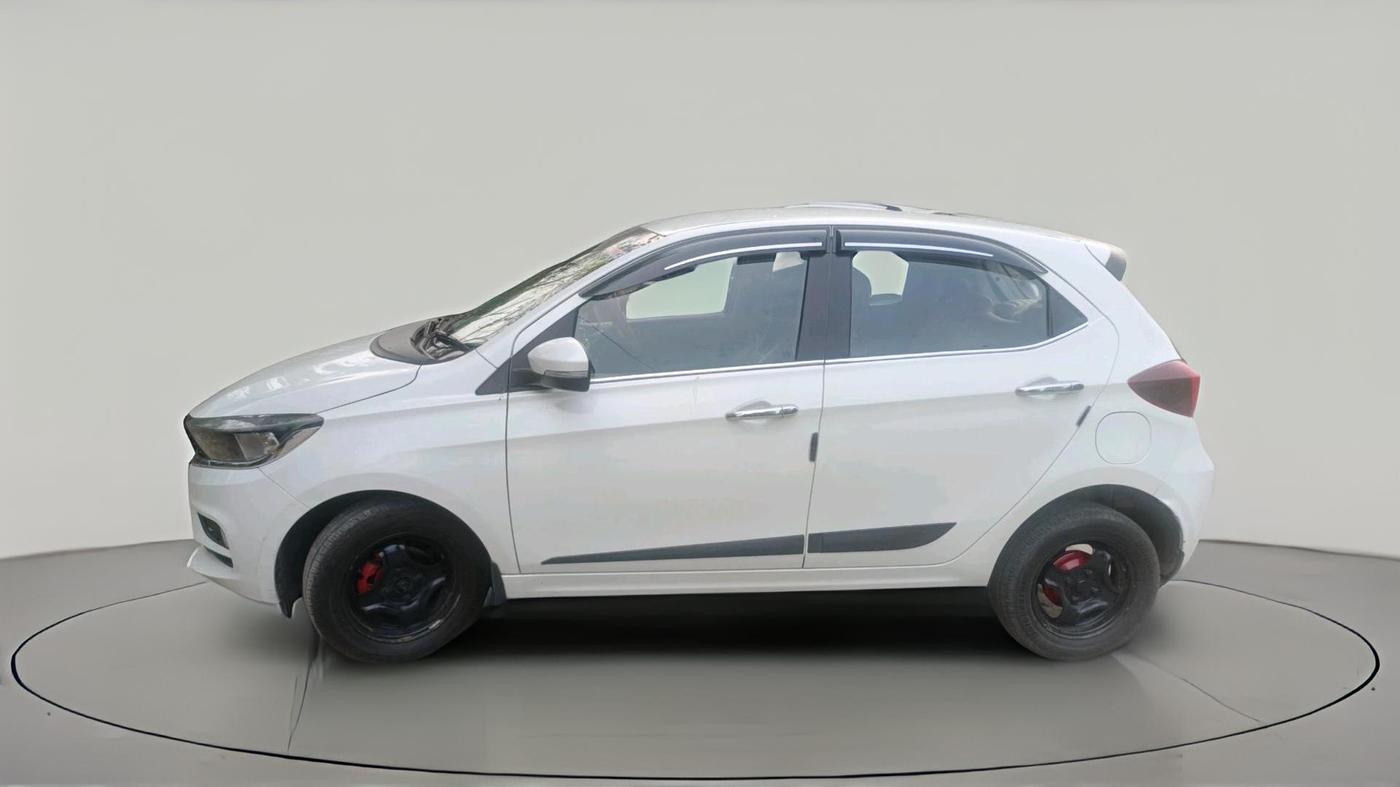 2021 Tata Tiago XZ PETROL, CNG, Manual, 48,719 km, exterior
