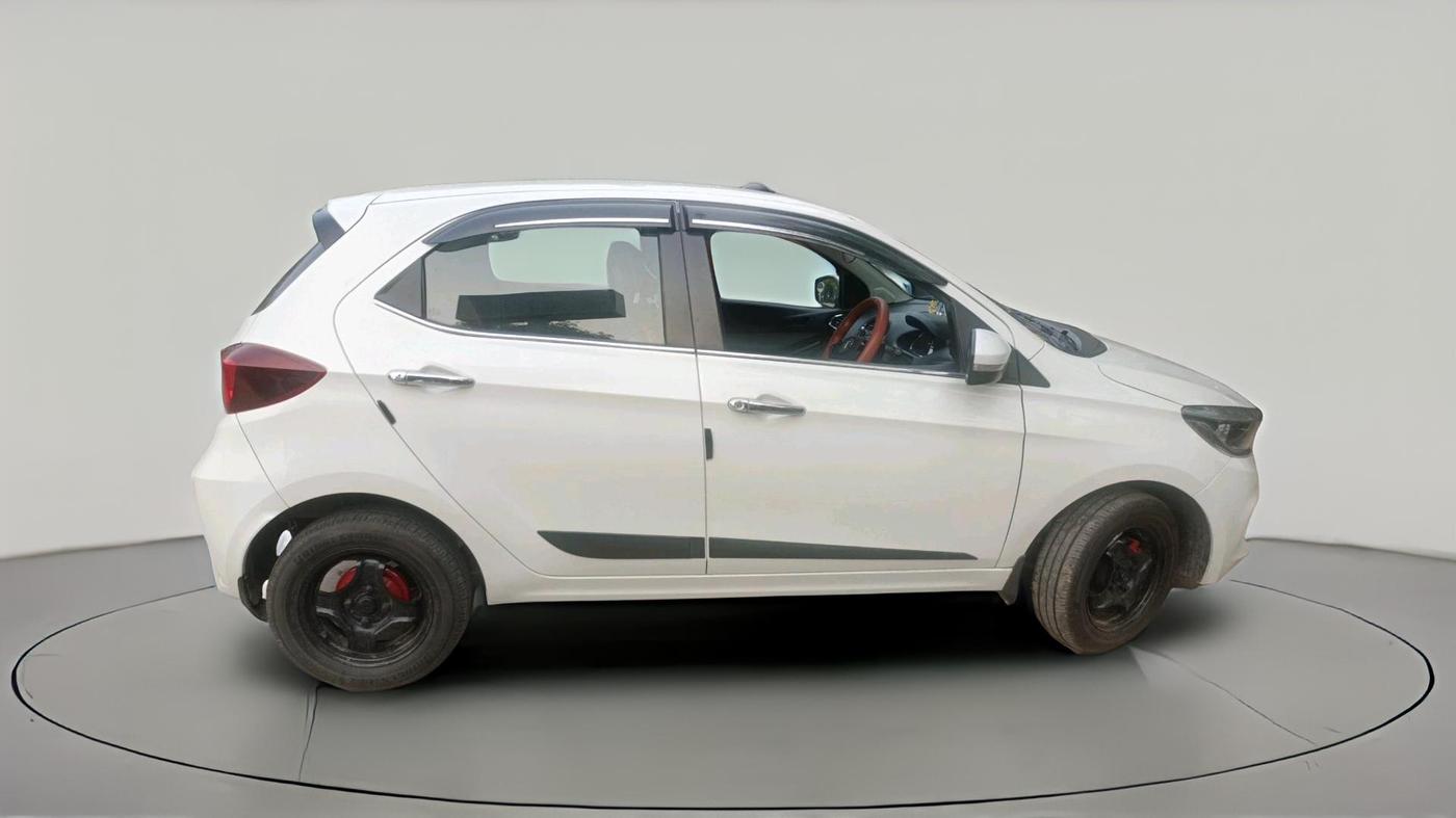 2021 Tata Tiago XZ PETROL, CNG, Manual, 48,719 km, exterior