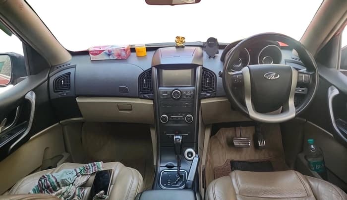 2016 Mahindra XUV500 W10 AT 1.99, Diesel, Automatic, 72,376 km, interior