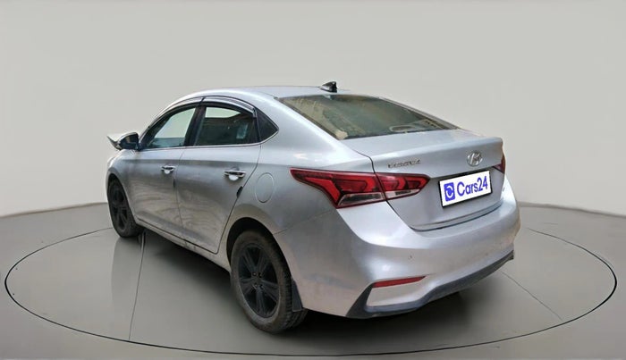 2017 Hyundai Verna 1.6 CRDI SX (O), Diesel, Manual, 1,29,144 km, exterior