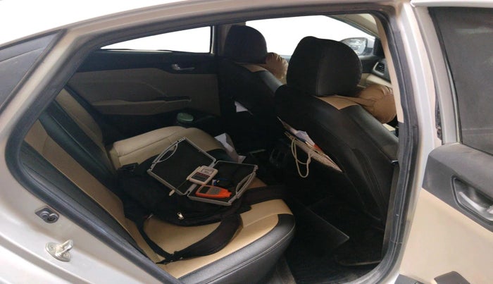 2017 Hyundai Verna 1.6 CRDI SX (O), Diesel, Manual, 1,29,144 km, interior