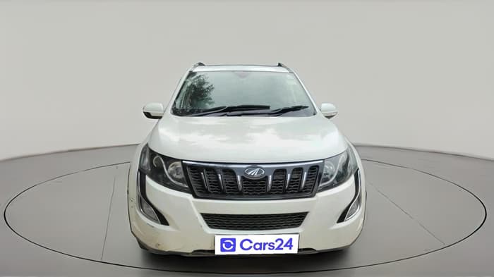 2016 Mahindra XUV500 W10 1.99, Diesel, Manual, 50,092 km, exterior