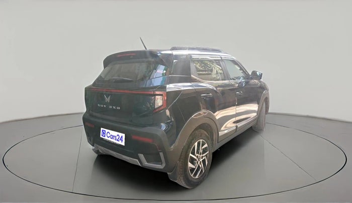 2024 Mahindra XUV 3XO AX5 1.2 L TCMPFi, Petrol, Manual, 7,722 km, exterior