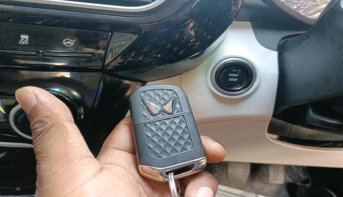 2024 Mahindra XUV 3XO AX5 1.2 L TCMPFi, Petrol, Manual, 7,722 km, interior