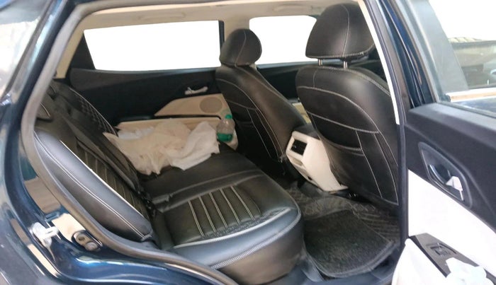 2024 Mahindra XUV 3XO AX5 1.2 L TCMPFi, Petrol, Manual, 7,722 km, interior