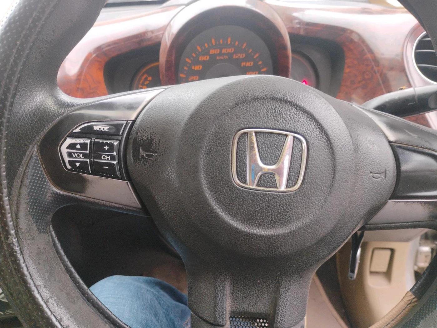 2014 Honda Amaze 1.2L I-VTEC S, Petrol, Manual, 88,089 km, interior