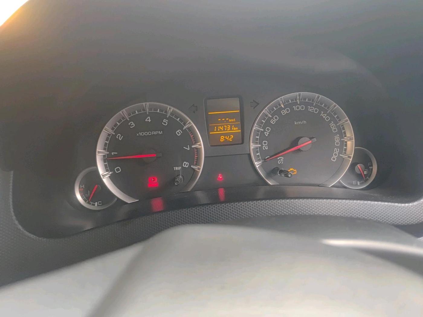 2013 Maruti Swift VXI, Petrol, Manual, 1,14,731 km, interior
