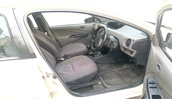 2011 Toyota Etios G, Petrol, Manual, 71,585 km, interior