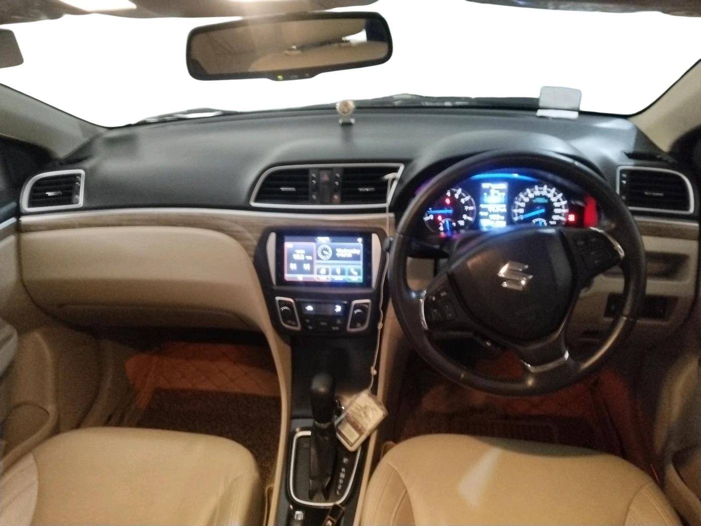 2022 Maruti Ciaz ALPHA  AT 1.5 SHVS PETROL, Petrol, Automatic, 32,310 km, interior