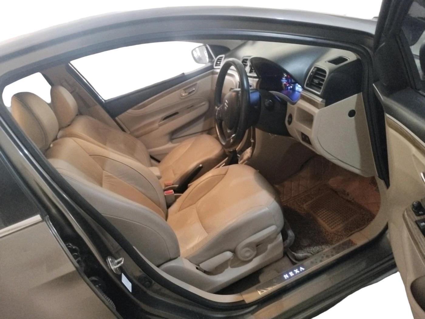 2022 Maruti Ciaz ALPHA  AT 1.5 SHVS PETROL, Petrol, Automatic, 32,310 km, interior