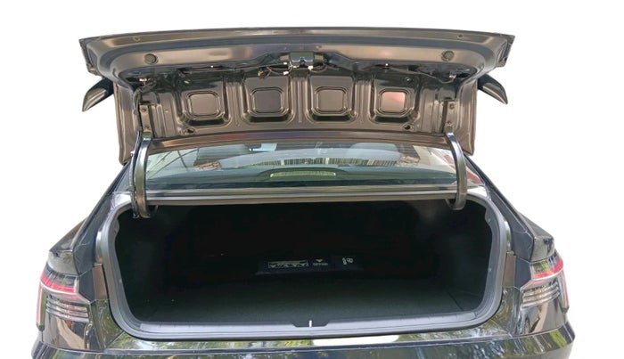 2025 Hyundai Verna S (O) Turbo DCT, Petrol, Automatic, 454 km, exterior