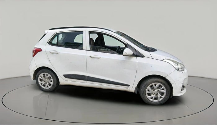 2017 Hyundai Grand i10 SPORTZ (O) 1.2 KAPPA VTVT, Petrol, Manual, 48,795 km, exterior