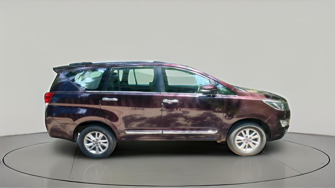 2017 Toyota Innova Crysta 2.8 GX AT 7 STR, Diesel, Automatic, 1,21,540 km, exterior