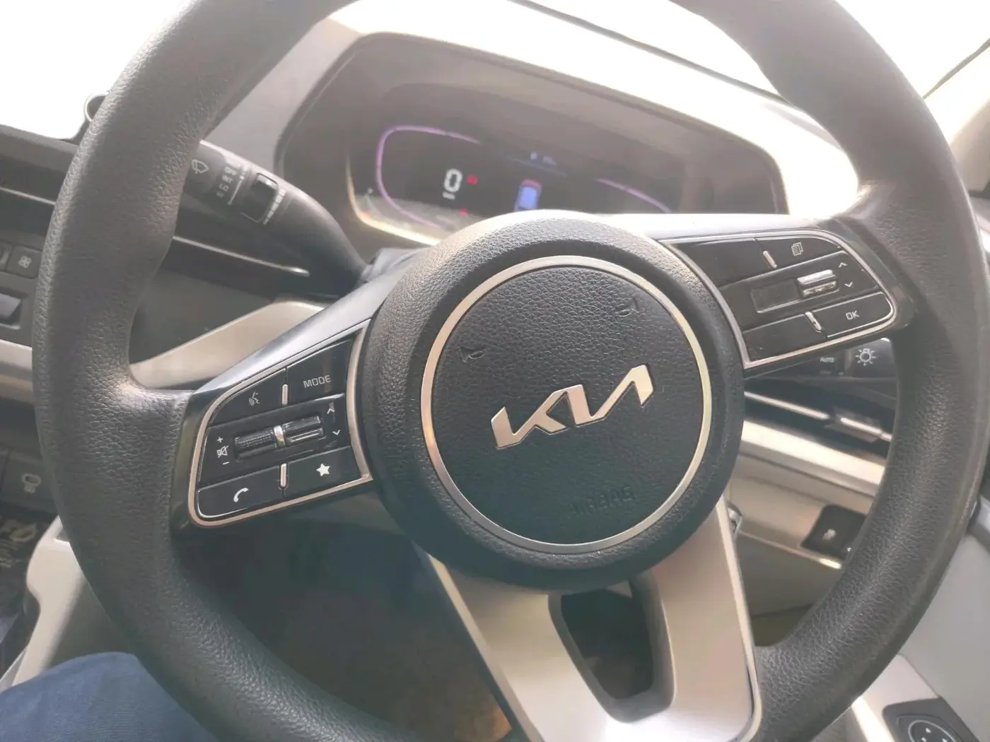 2022 KIA CARENS PRESTIGE 1.5 DIESEL 7 STR, Diesel, Manual, 74,429 km, interior
