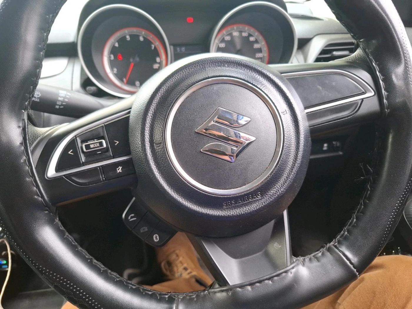 2023 Maruti Swift VXI, Petrol, Manual, 28,794 km, interior