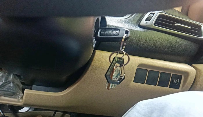 2022 Honda Amaze 1.2L I-VTEC S, Petrol, Manual, 32,699 km, interior