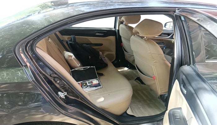 2022 Honda Amaze 1.2L I-VTEC S, Petrol, Manual, 32,699 km, interior