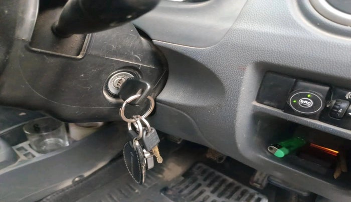 2013 Maruti Alto 800 LXI, CNG, Manual, 63,765 km, interior