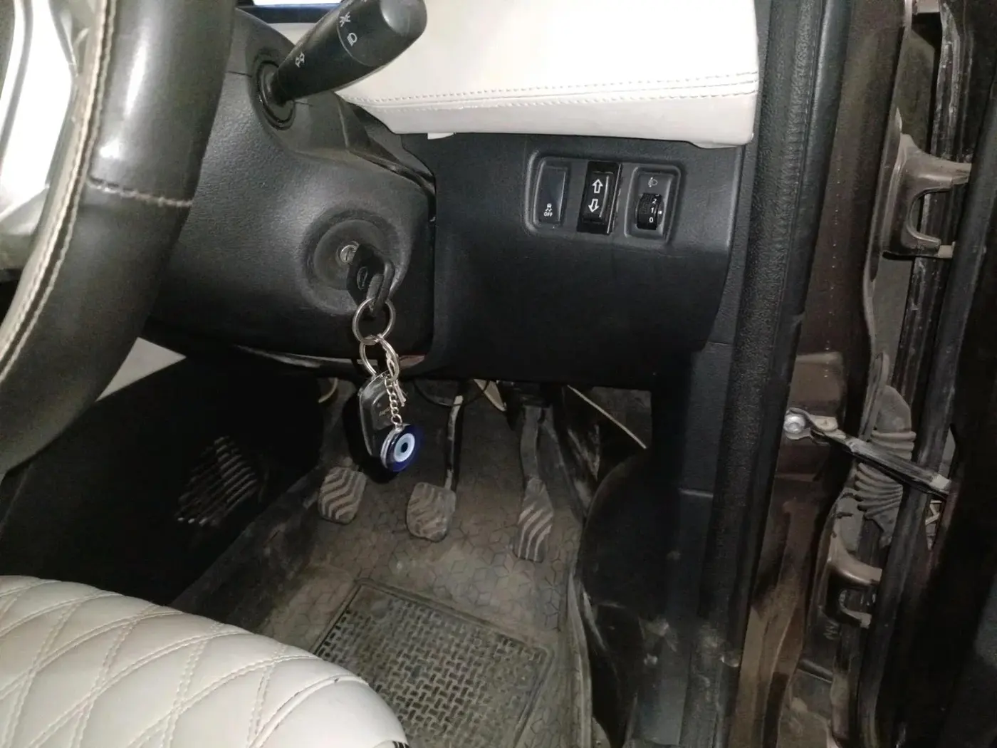 2023 Nissan MAGNITE XE, Petrol, Manual, 41,917 km, interior
