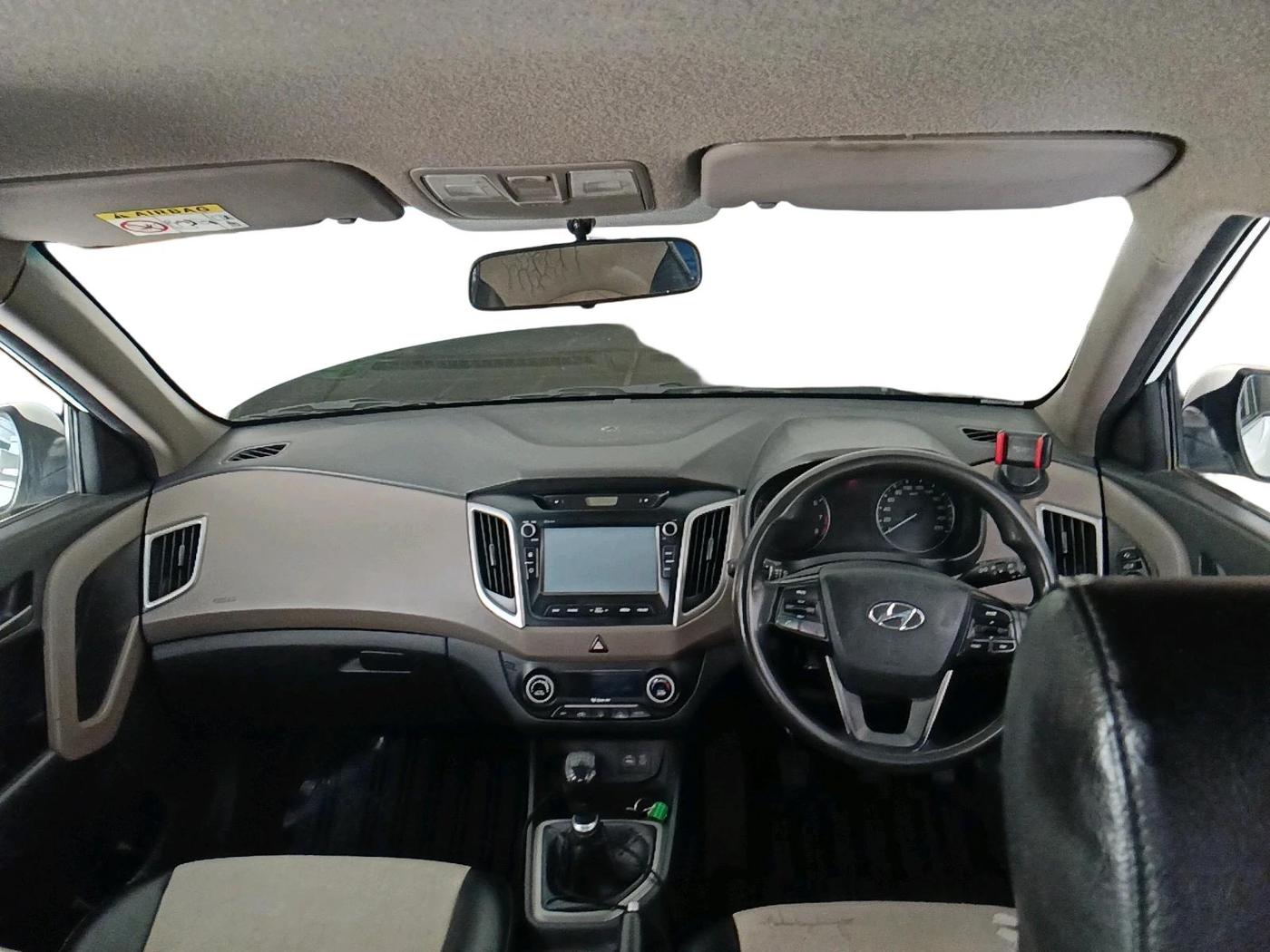 2016 Hyundai Creta SX PLUS 1.6 PETROL, Petrol, Manual, 1,92,417 km, interior